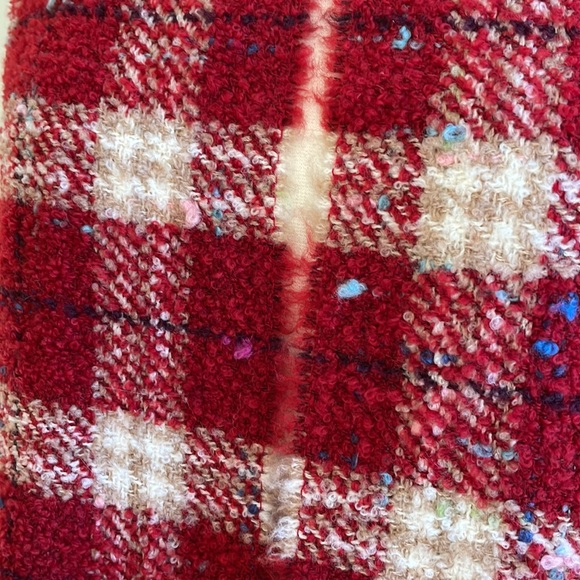 •Burberry• Merino Wool Check Scarf - Picture 8 of 10